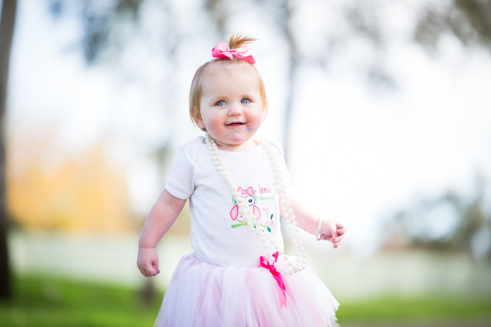 Lilly's 1st Birthday Cake Smash {Tamworth Portrait Photographer} - Love ...