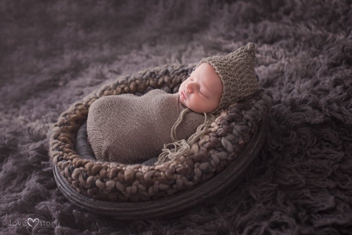 Baby Boy Newborn Photography Pose | Tamworth NSW Newborn Photography Photographer