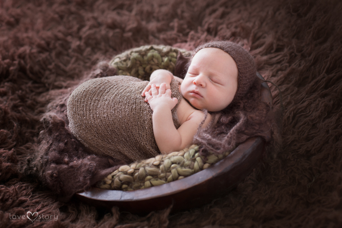 Baby Boy Newborn Photography Pose | Tamworth NSW Newborn Photography Photographer