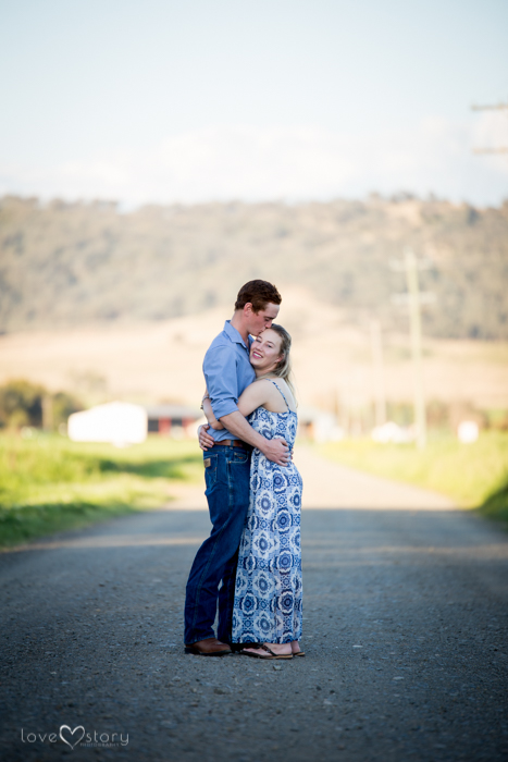 Engagement Session - Tamworth Country Wedding Photography | Tamworth Wedding Photographer