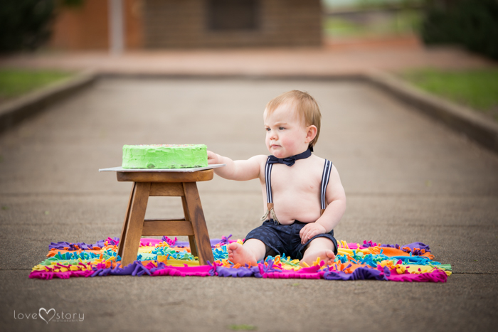 Tamworth Portrait Photography Cake Smash Session (6)