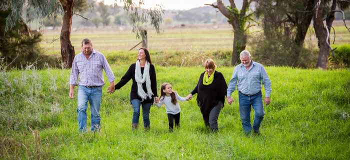 Family Photographer Tamworth NSW Country Portraits